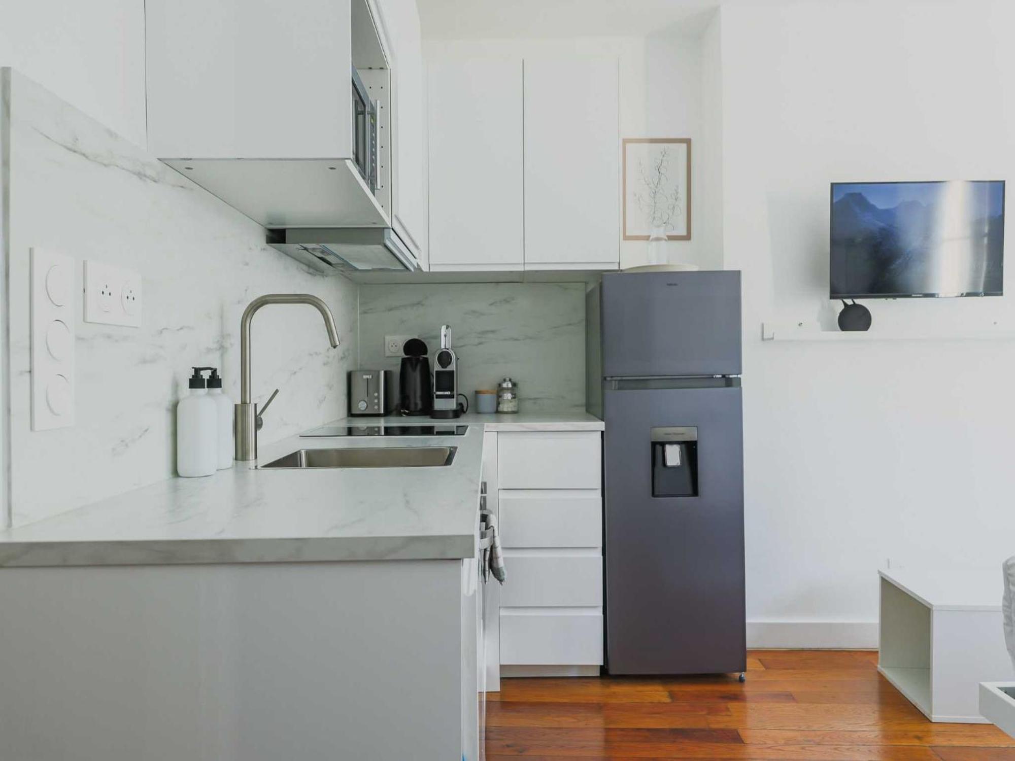Apartment Modern -1br-3p-ternes Paris